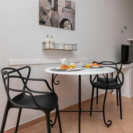 Amazing Apartment In Baska Voda Apartment Baska Voda